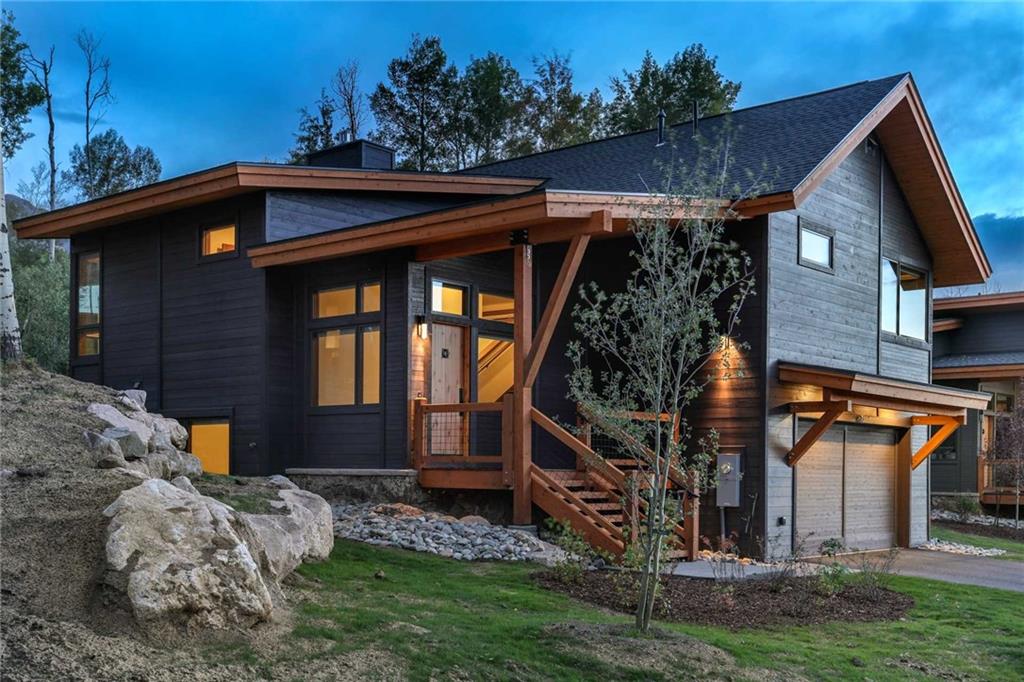 172 Vendette Road Property Photo 1