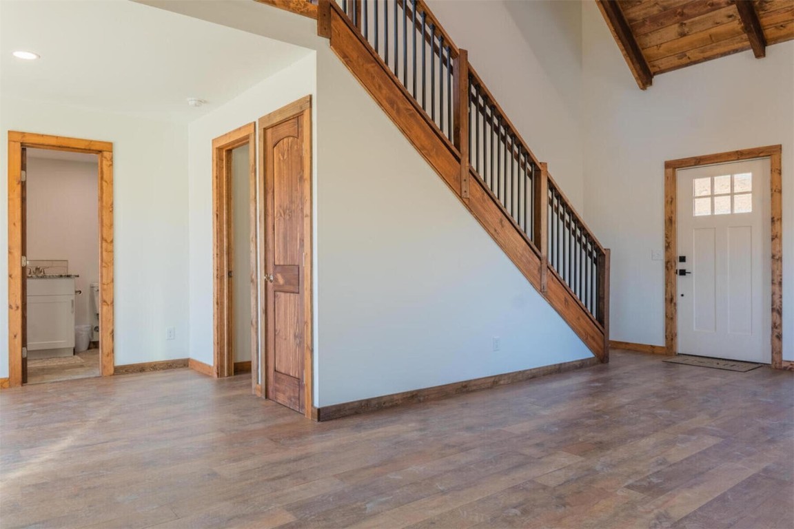 442 Forbes Park Road Property Photo 8