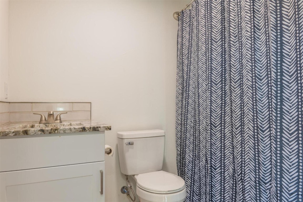 442 Forbes Park Road Property Photo 10