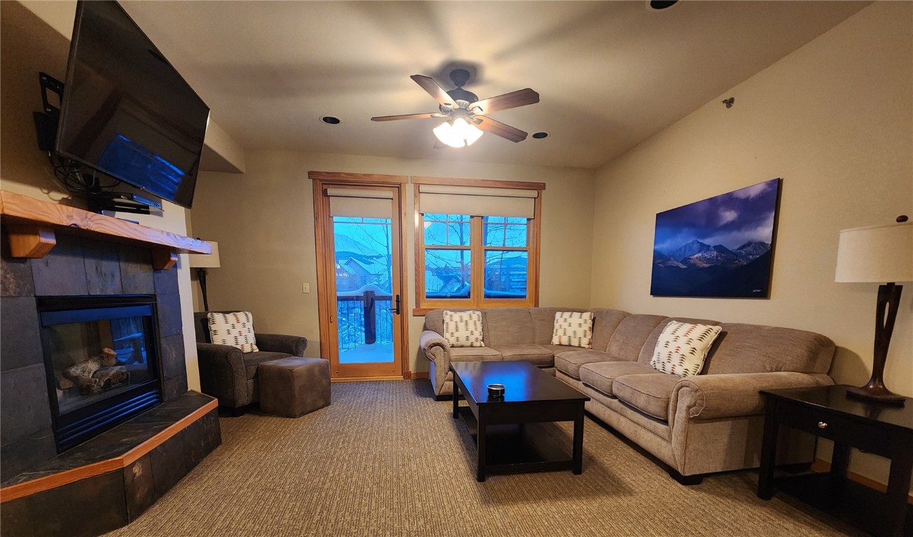 75 Snowflake 726/49 Property Photo 1