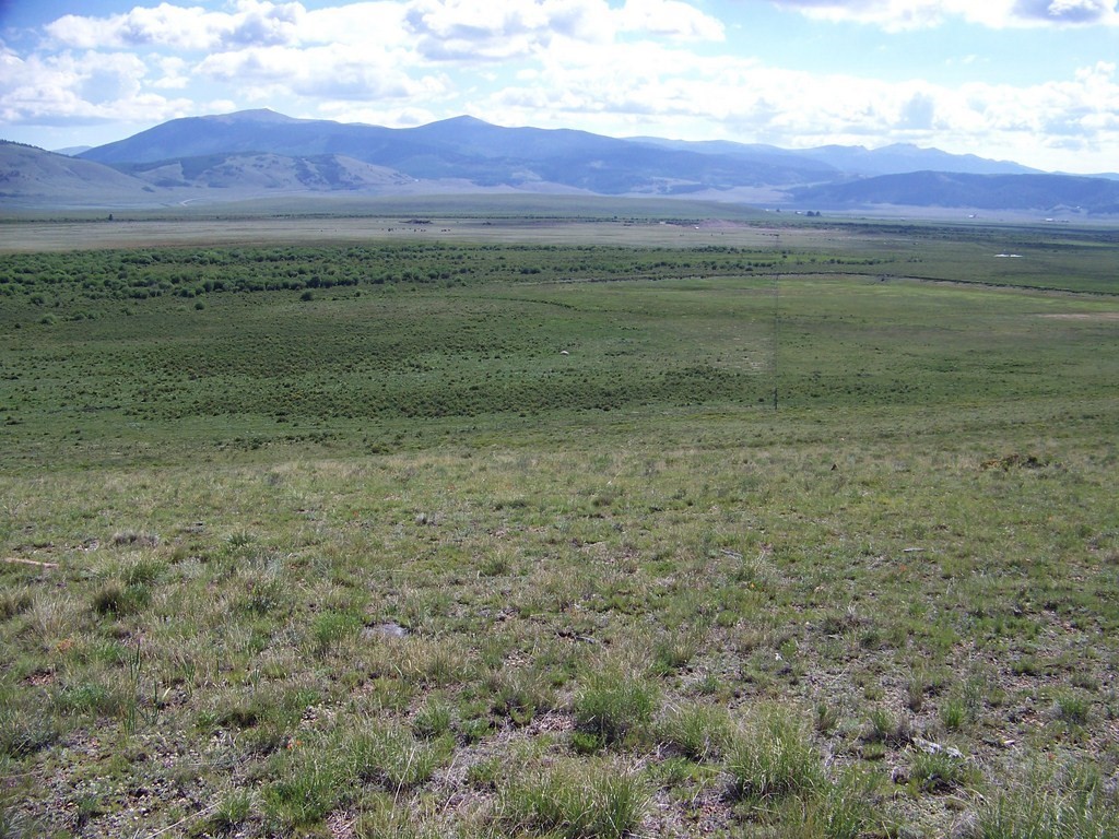 1327 Michigan Hill Road Property Photo 3