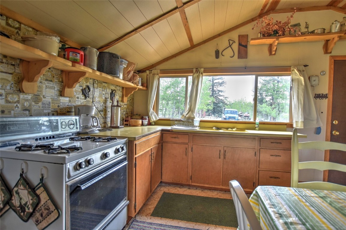 178 Wesson Lane Property Photo 8