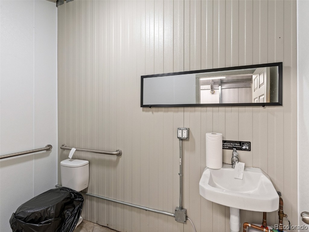 481 Enterprise Street Property Photo 29