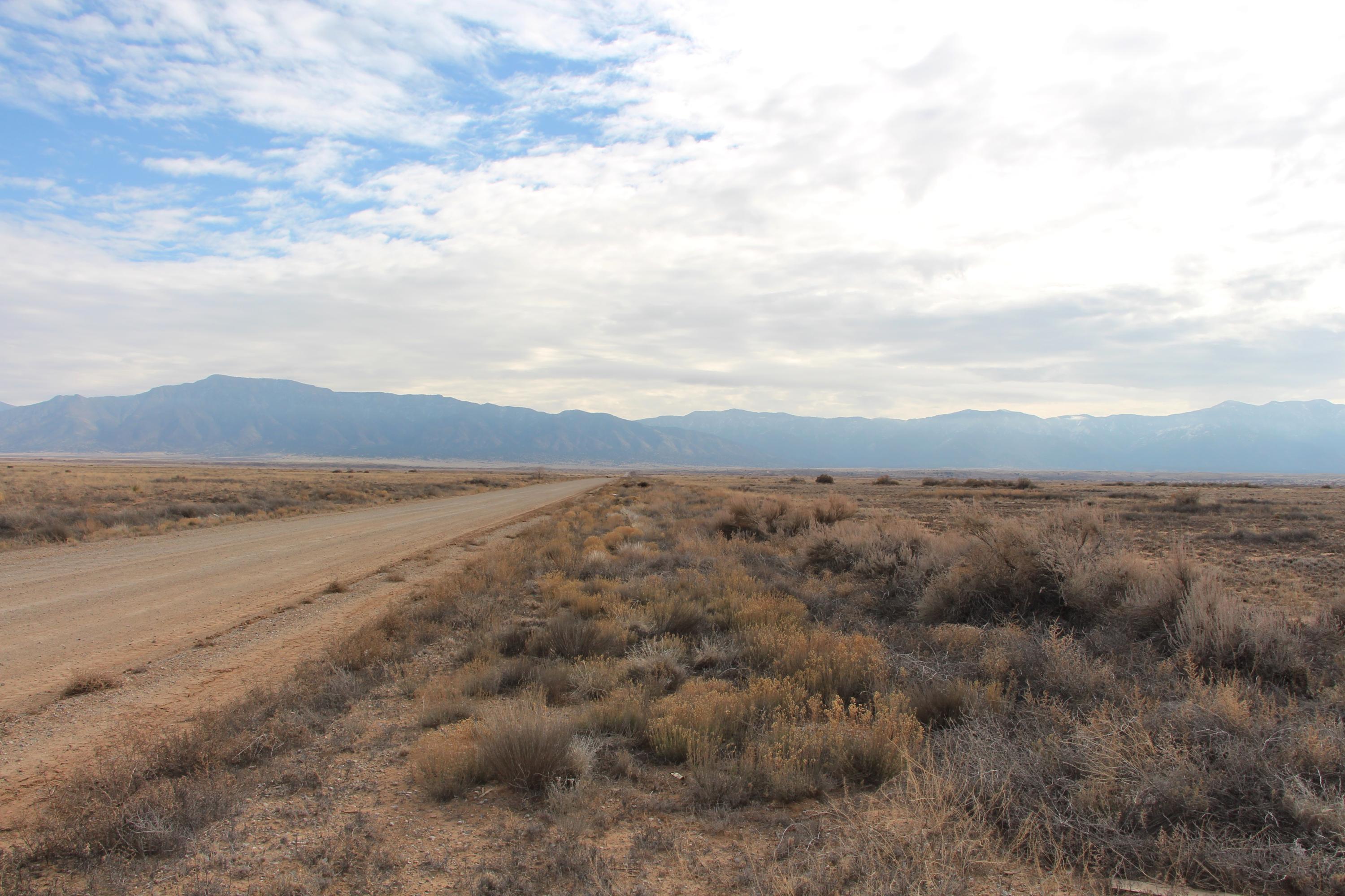 Rio Del Oro Loop N Property Photo