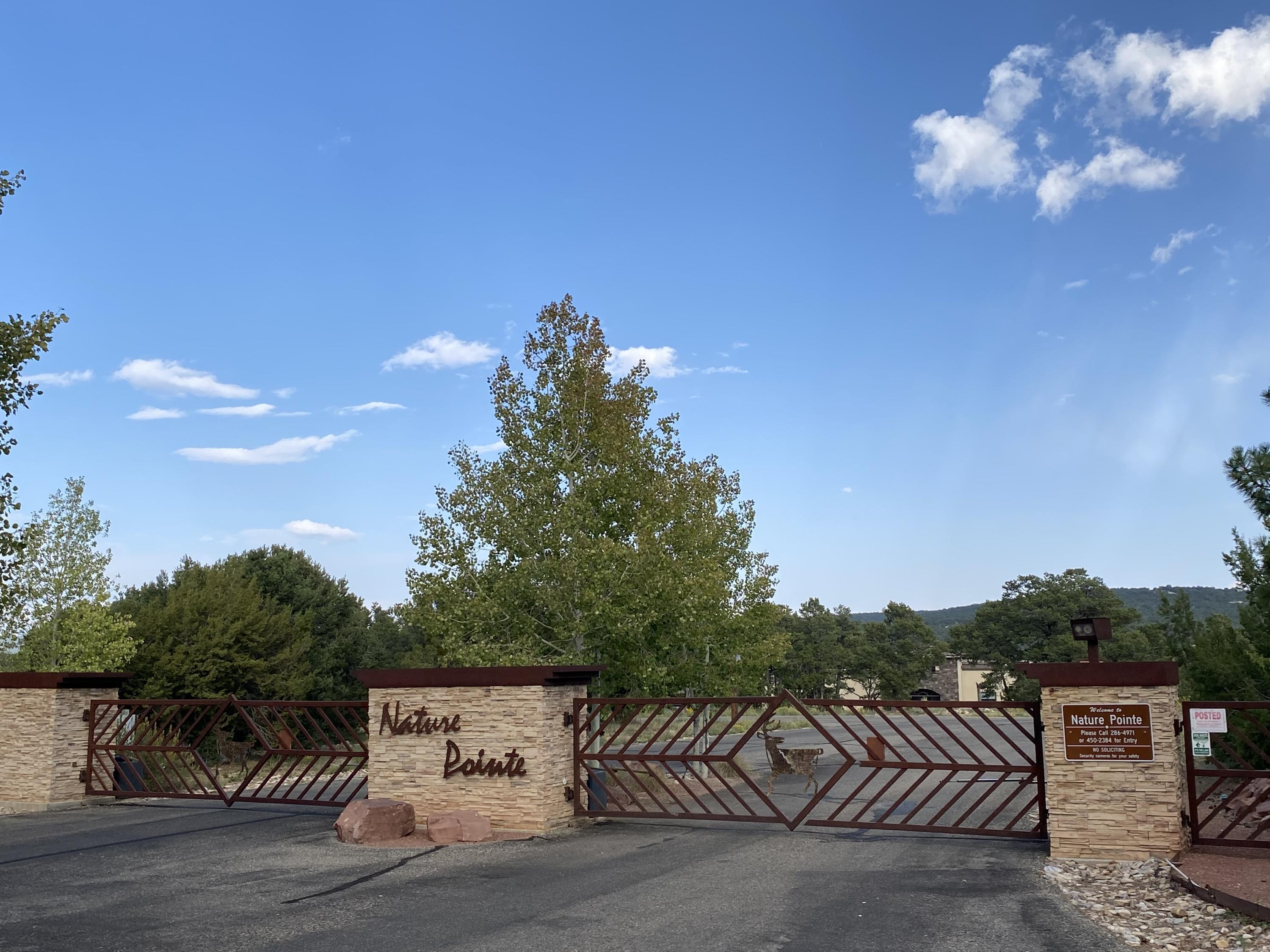 10 Coyote Canyon Trail Property Photo