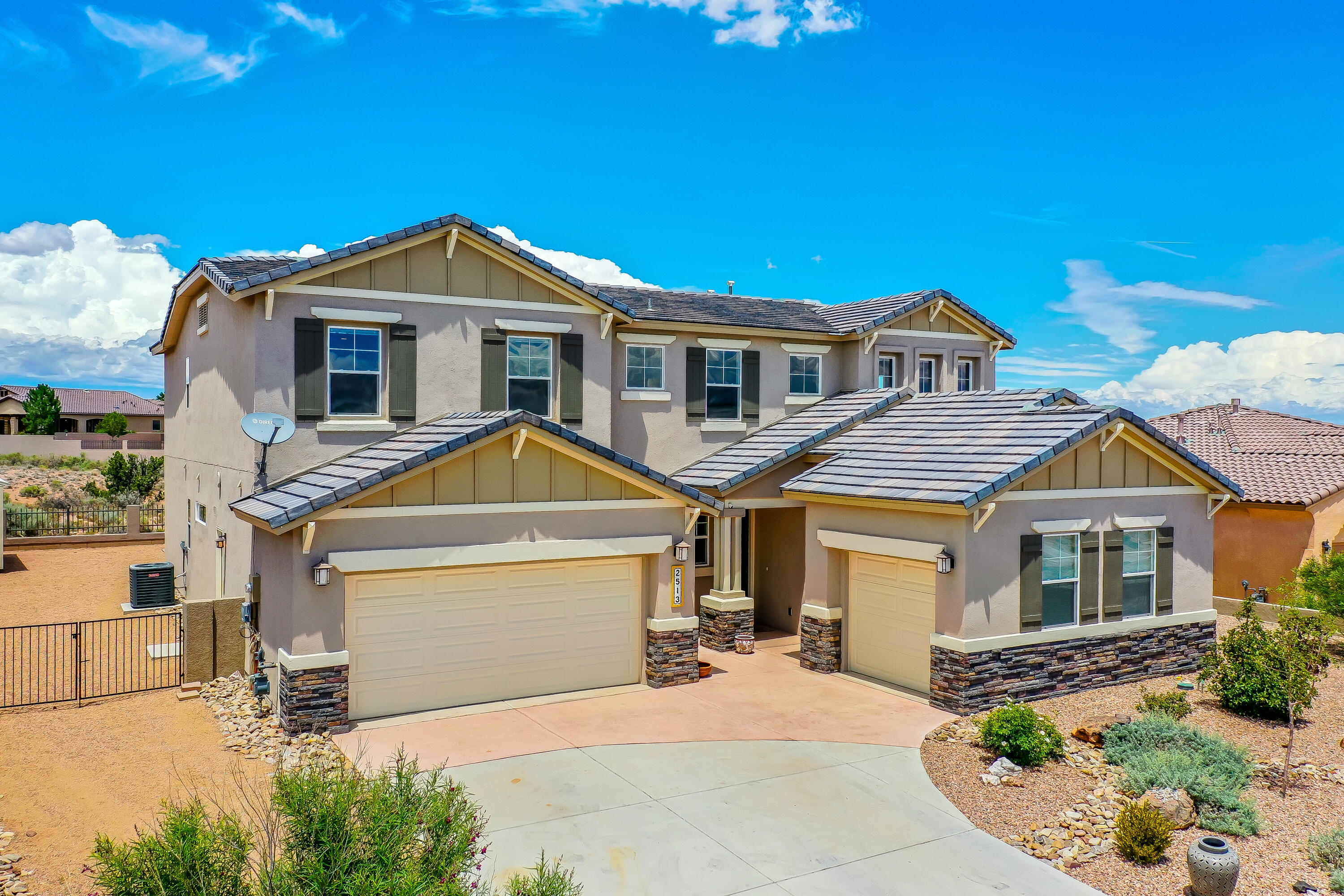 2513 Desert View Road Ne Property Photo