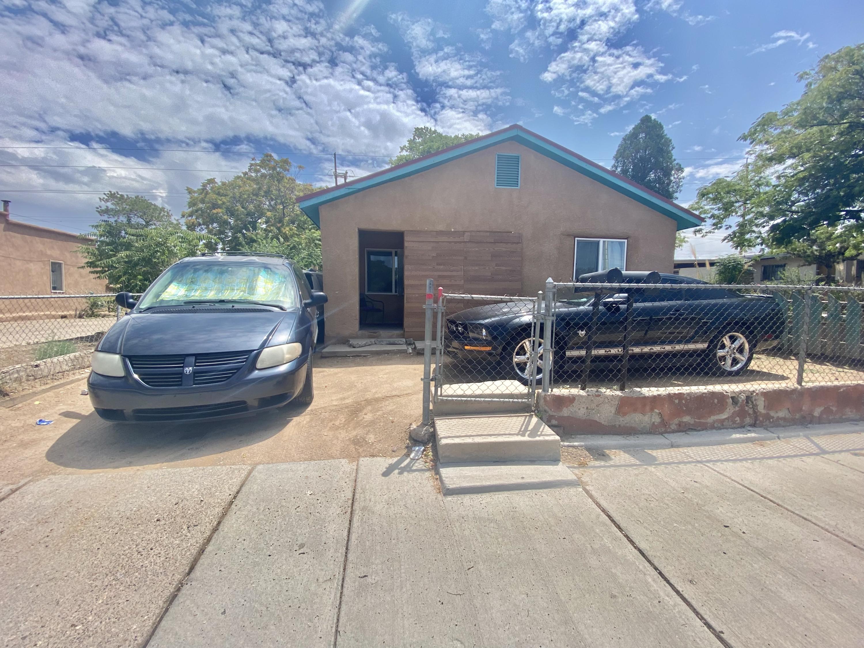 1920 Broadway Boulevard Se Property Photo