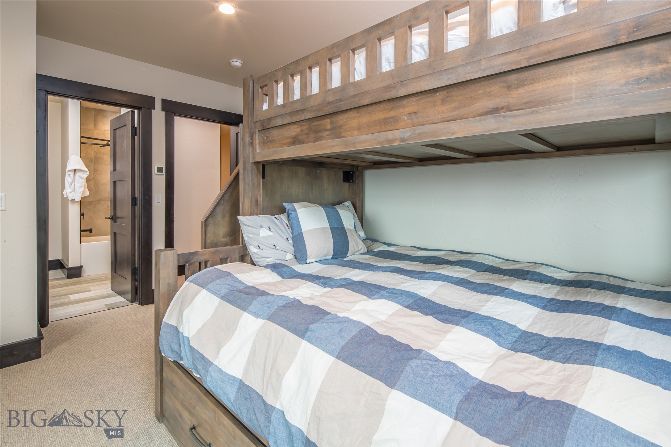 106 Cascade Ridge Property Photo 39