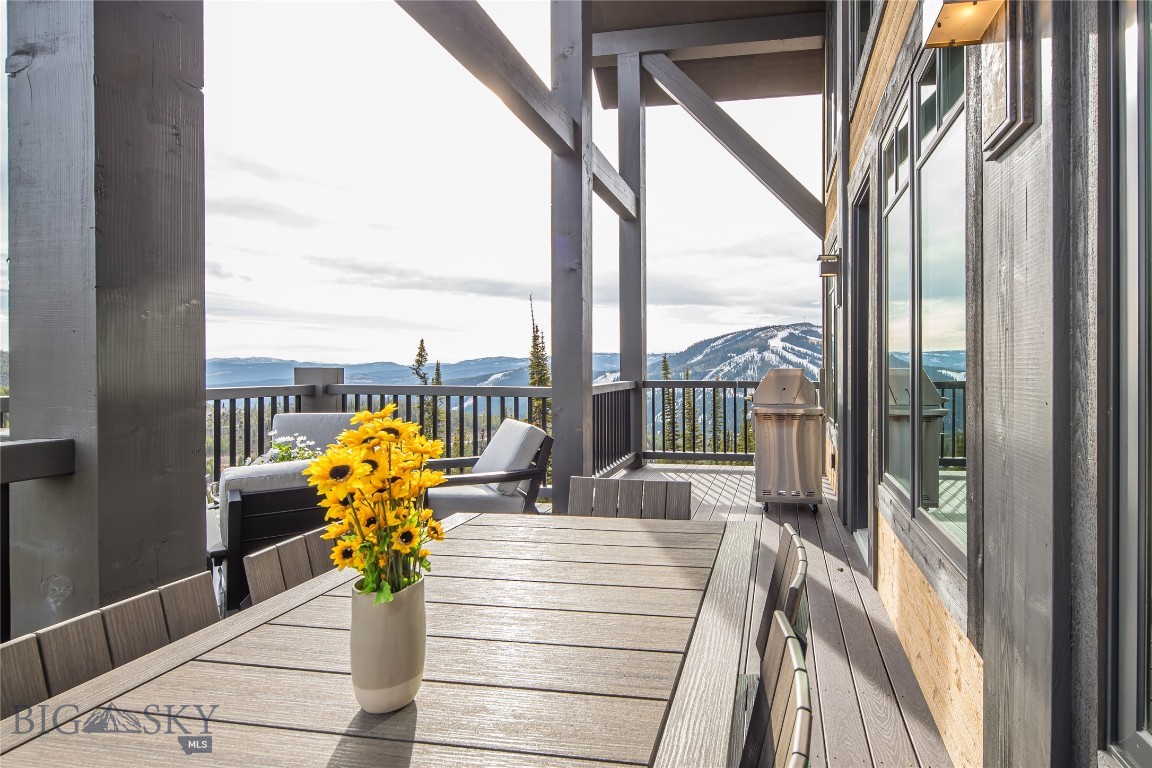 109 Cascade Ridge Property Photo 13