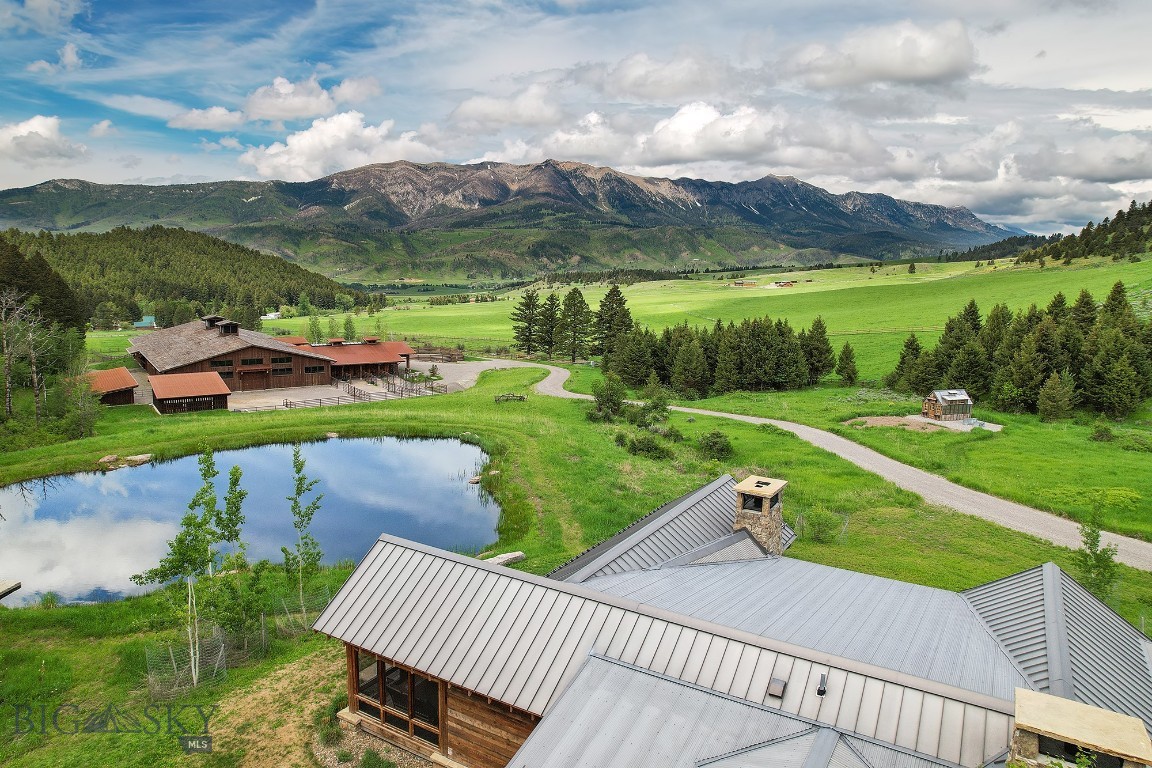 5730 Jackson Creek Road Property Photo 4