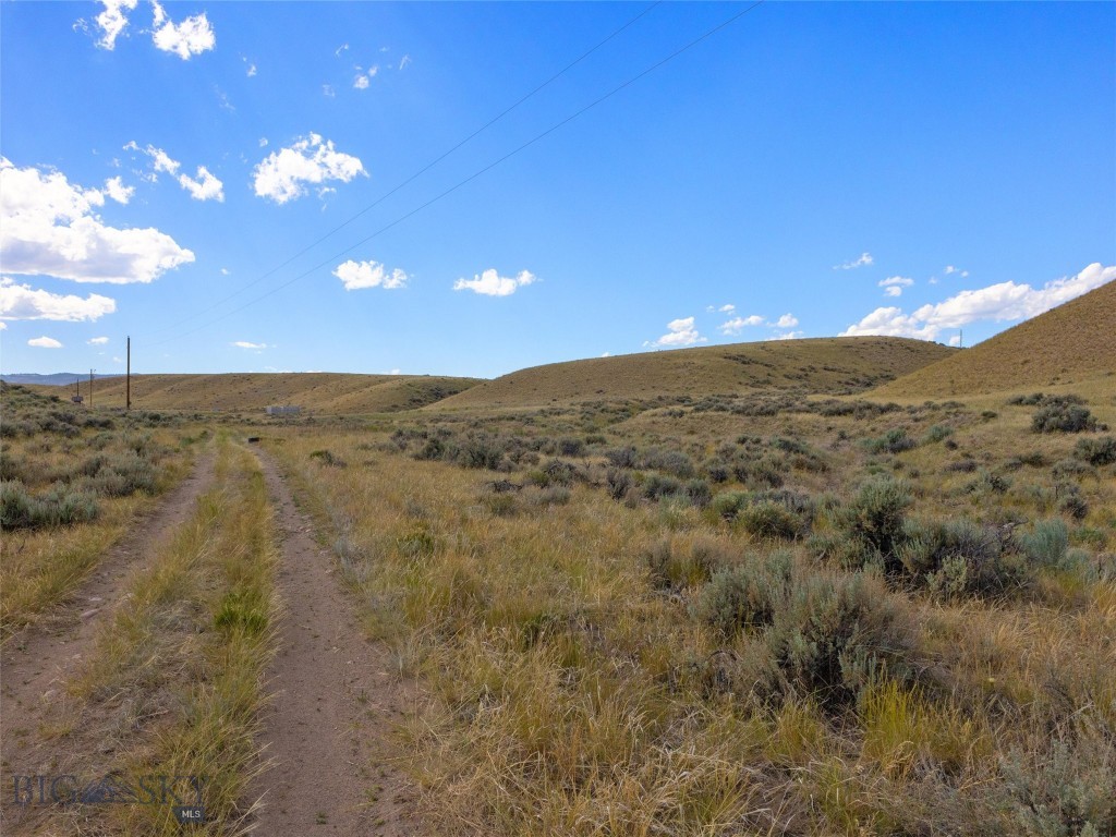 880 Chreston Lane Property Photo 3