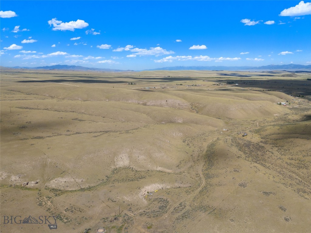 880 Chreston Lane Property Photo 5