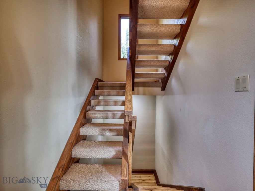 15 Washakie Road Property Photo 9
