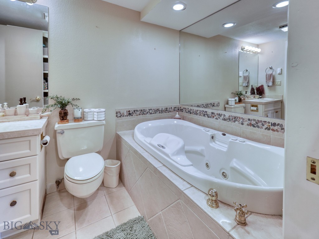15 Washakie Road Property Photo 16