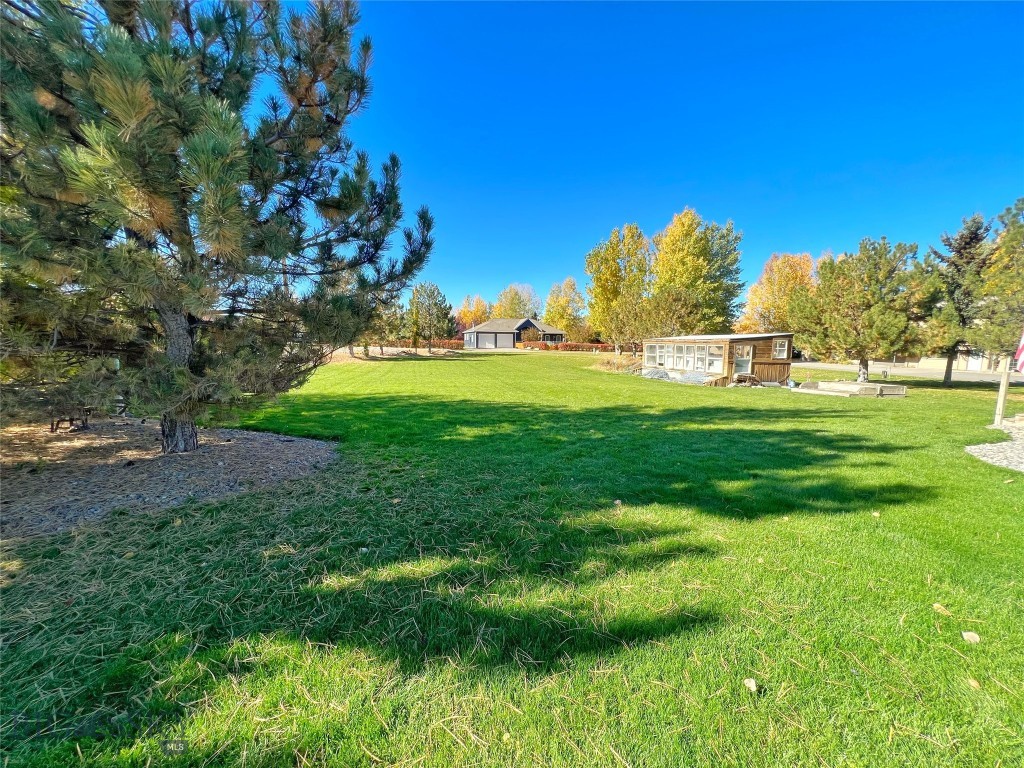 3400 Magenta Property Photo 20