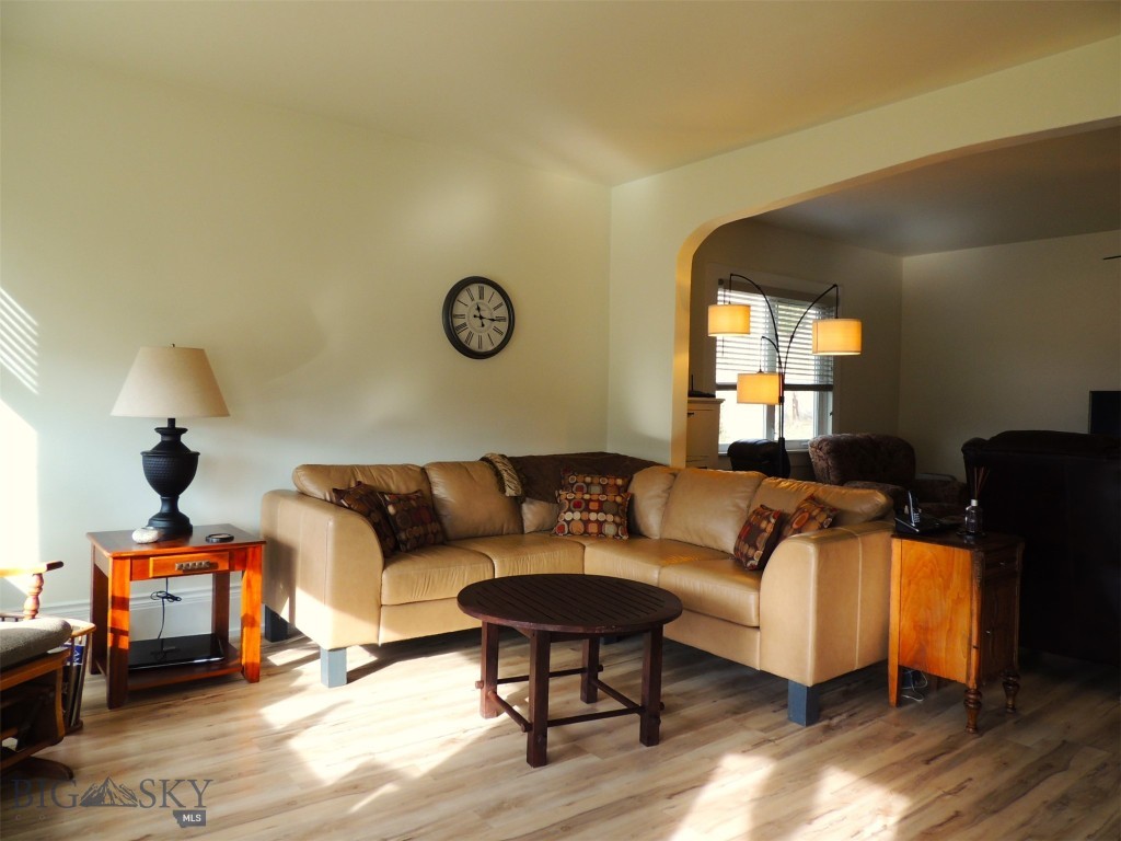 1702 Ogden Alley Property Photo 10