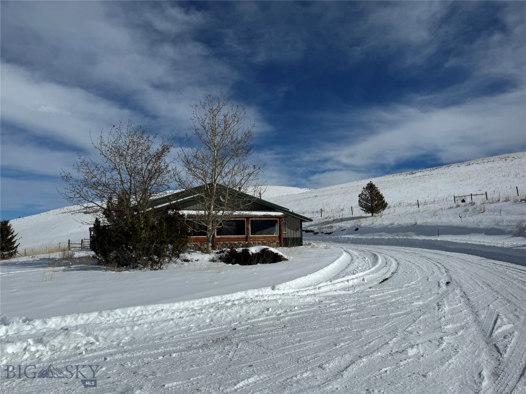 100 Mountainview Property Photo