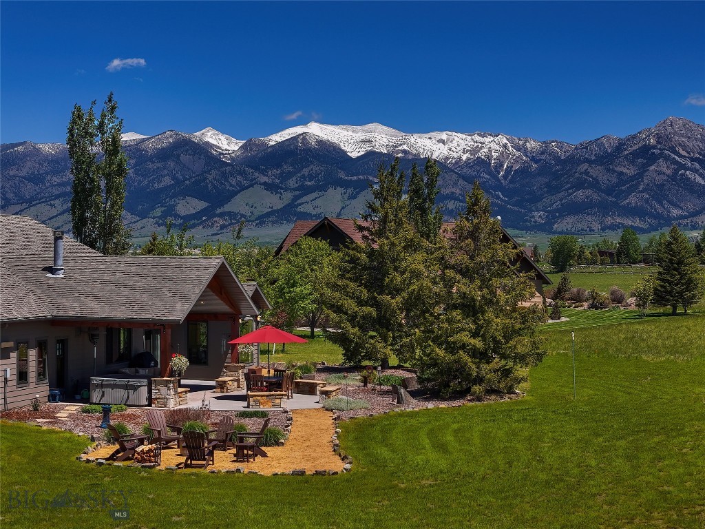 198 Farmland Crossing Property Photo 1