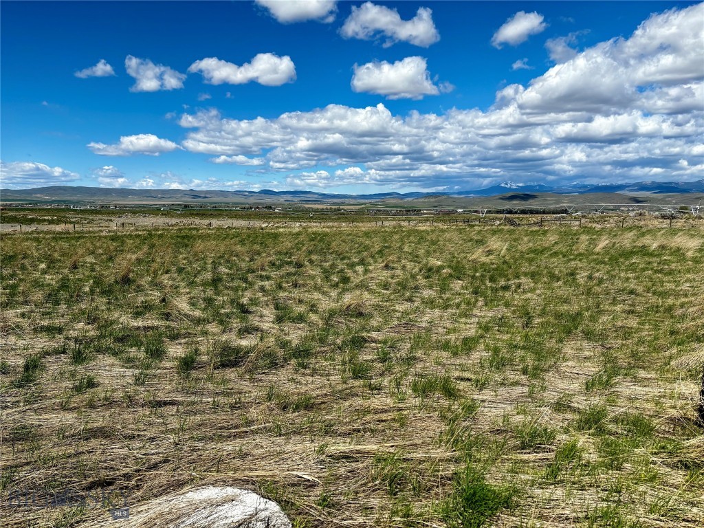 120 Rodeo Trail Property Photo 58