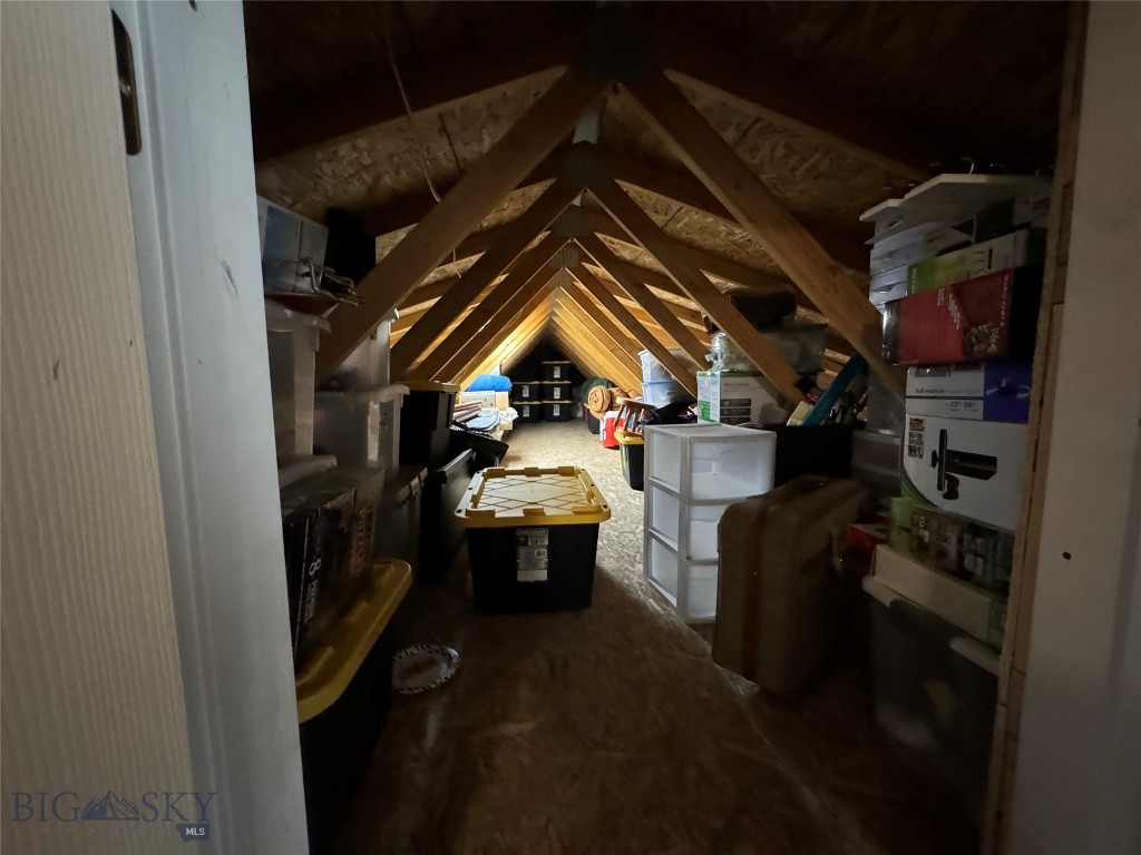 1074 Crow Creek Property Photo 31