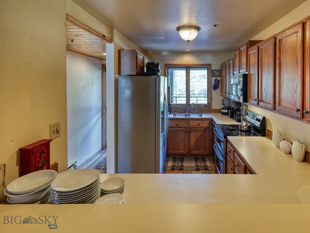 13 Heavy Runner Road 1718 Property Photo 13