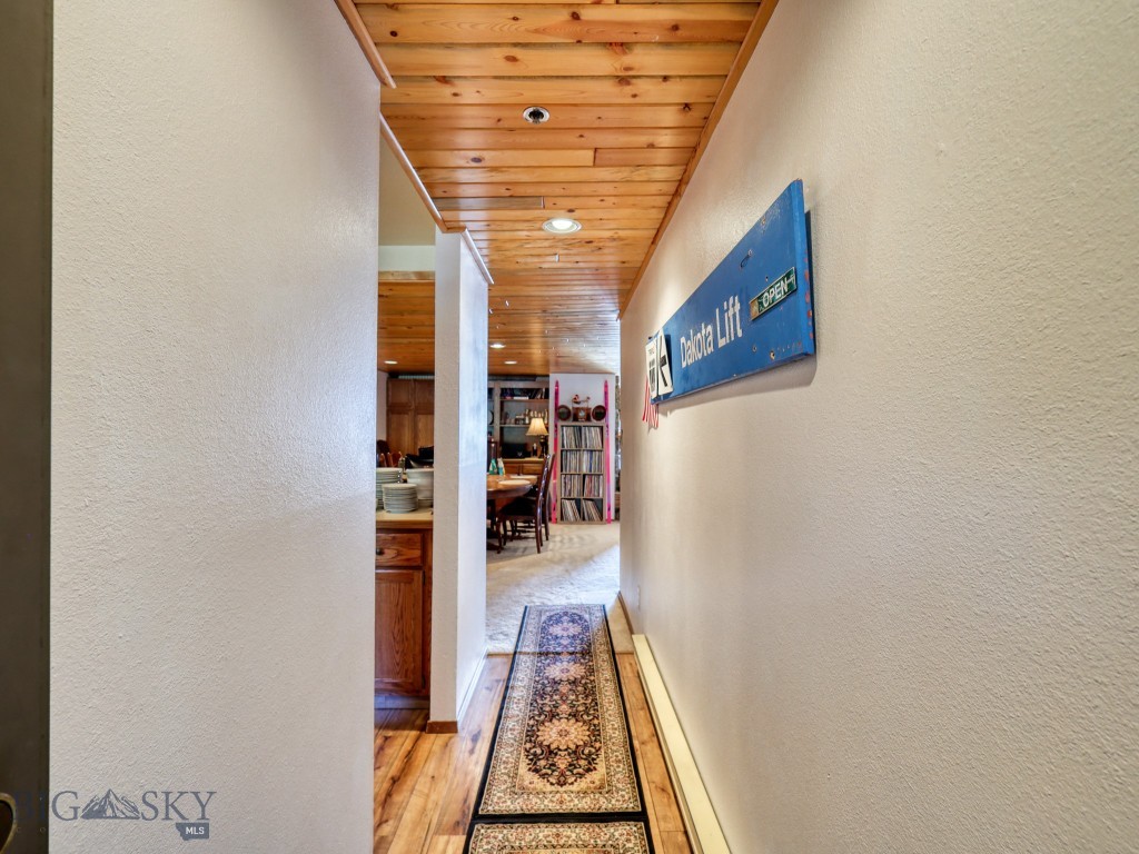 13 Heavy Runner Road 1718 Property Photo 20