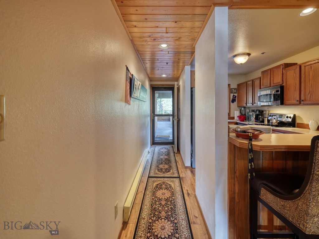 13 Heavy Runner Road 1718 Property Photo 21