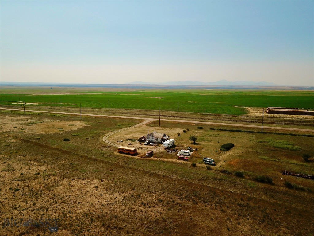 33919 Us-87 Property Photo 7
