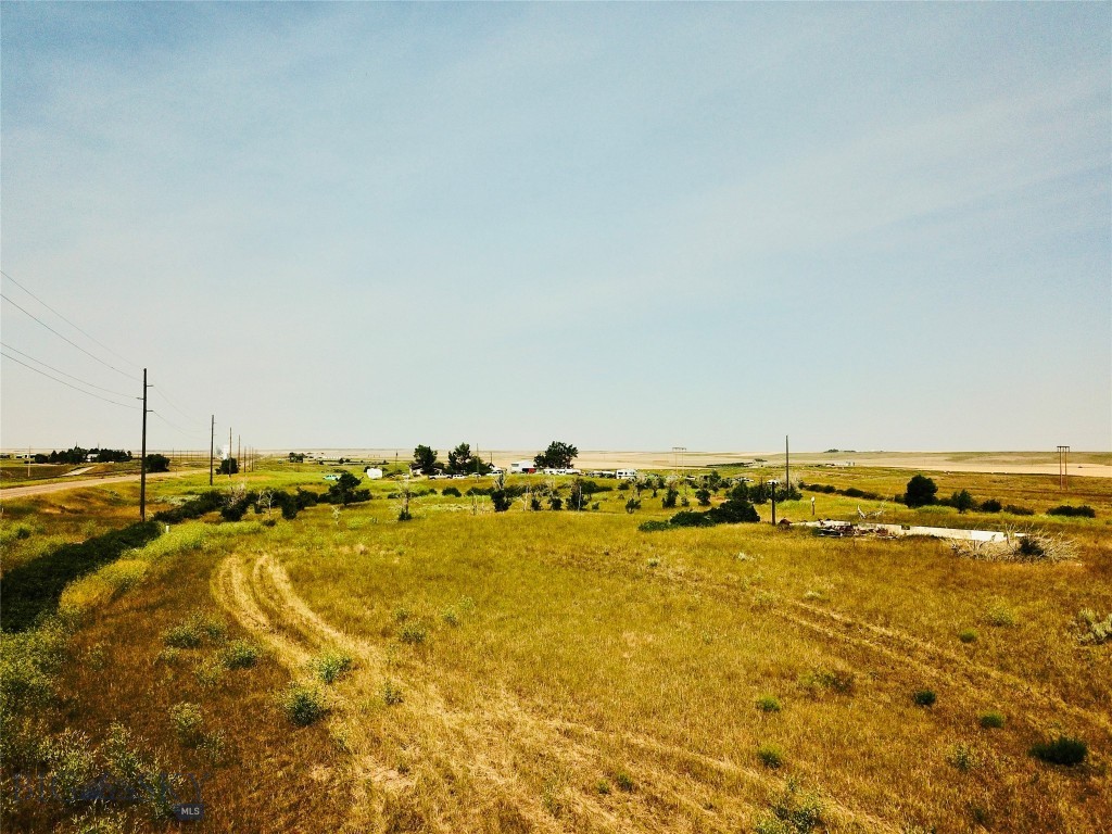 33683 Us-87 Property Photo 2