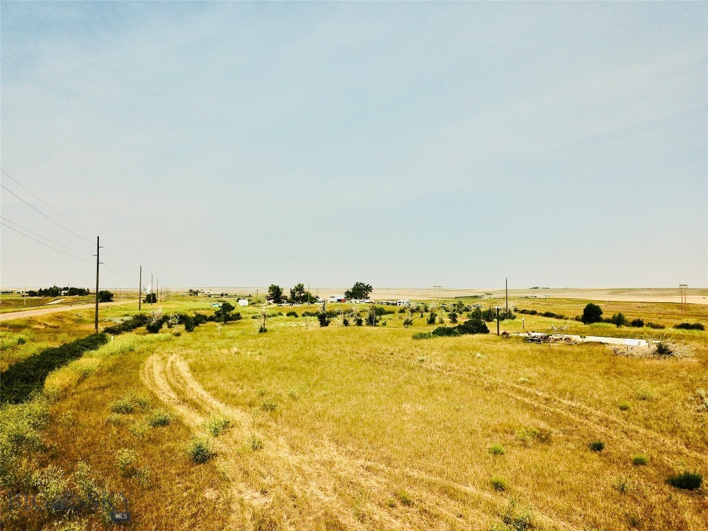 33683 Us-87 Property Photo 3