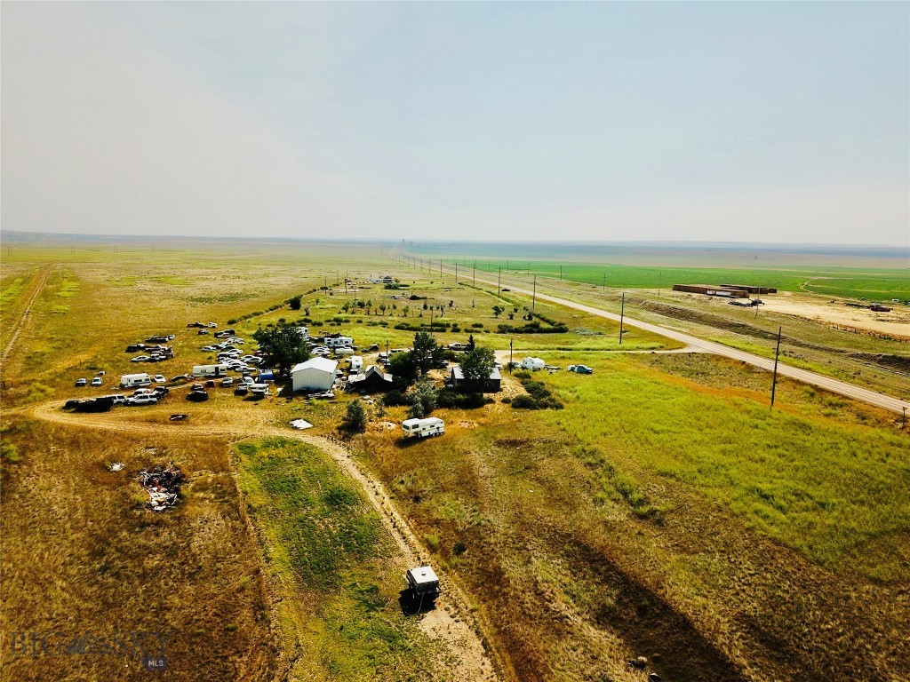 33683 Us-87 Property Photo 8