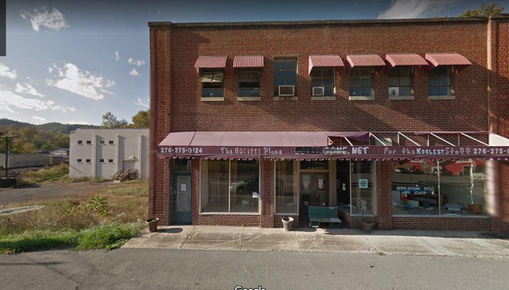 213 E Front St. Property Photo 1