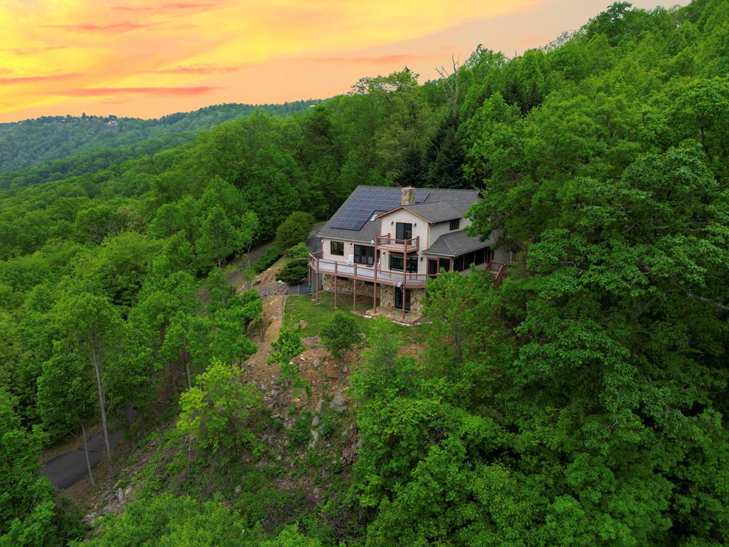 Morning Side Of The Mountain Real Estate Listings Main Image