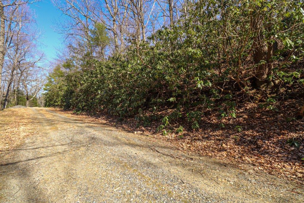 F30- F31 Black Gum Trail Property Photo