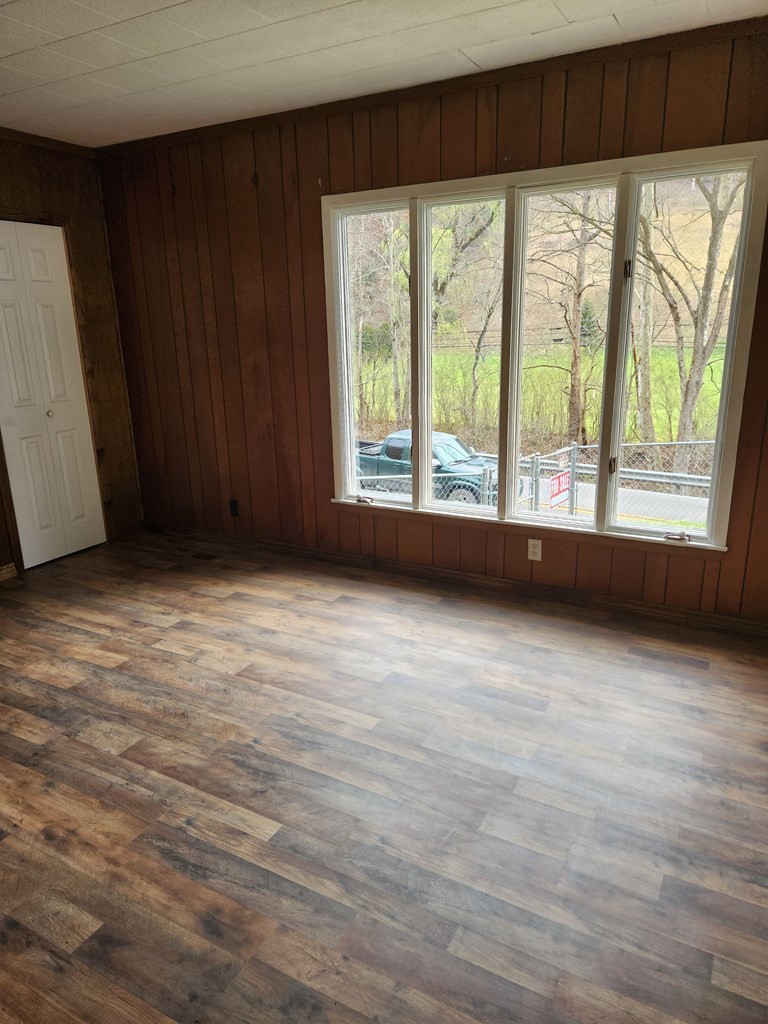 2253 Slate Creek Road Property Photo 5