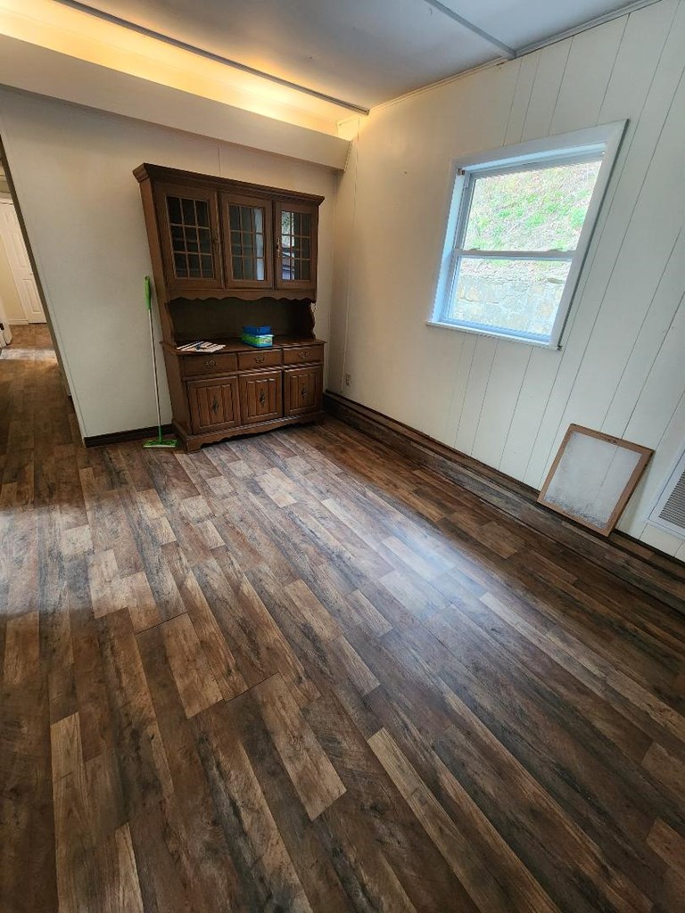 2253 Slate Creek Road Property Photo 7