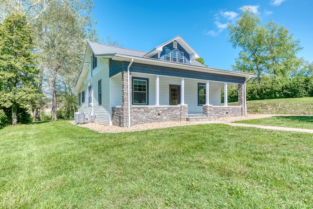 11365 Rocky Hill Road Property Photo 3