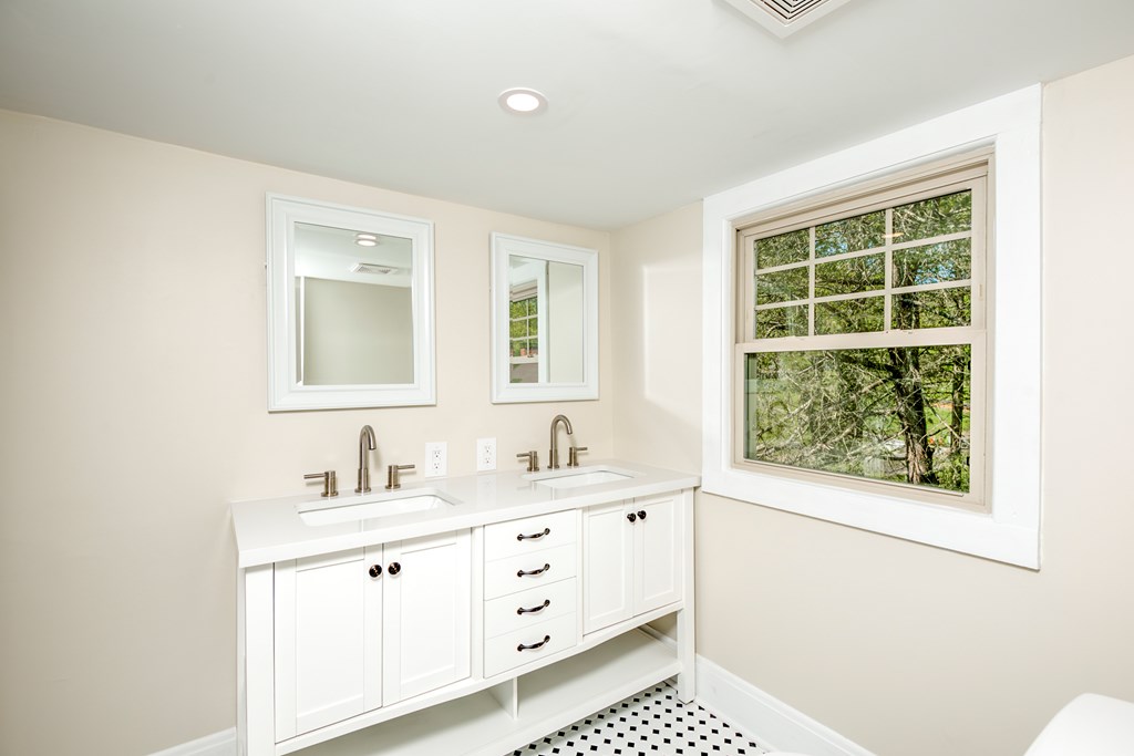 11365 Rocky Hill Road Property Photo 43