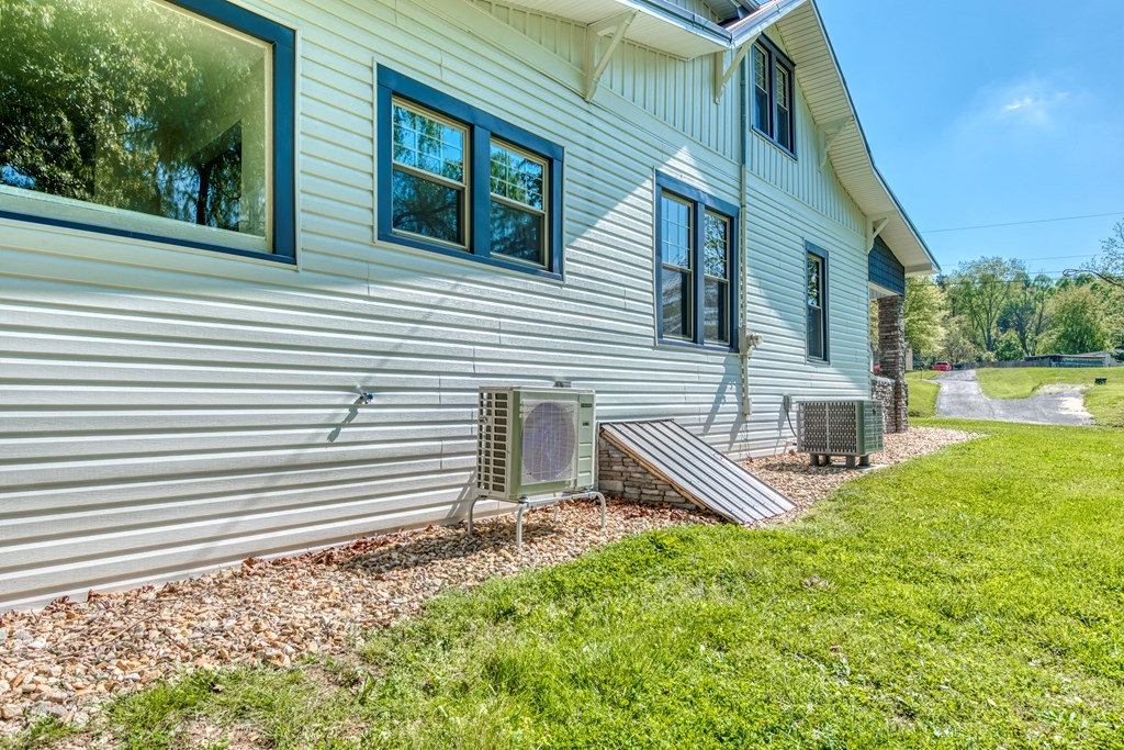 11365 Rocky Hill Road Property Photo 47