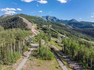 18 La Sal Lane Property Photo 2
