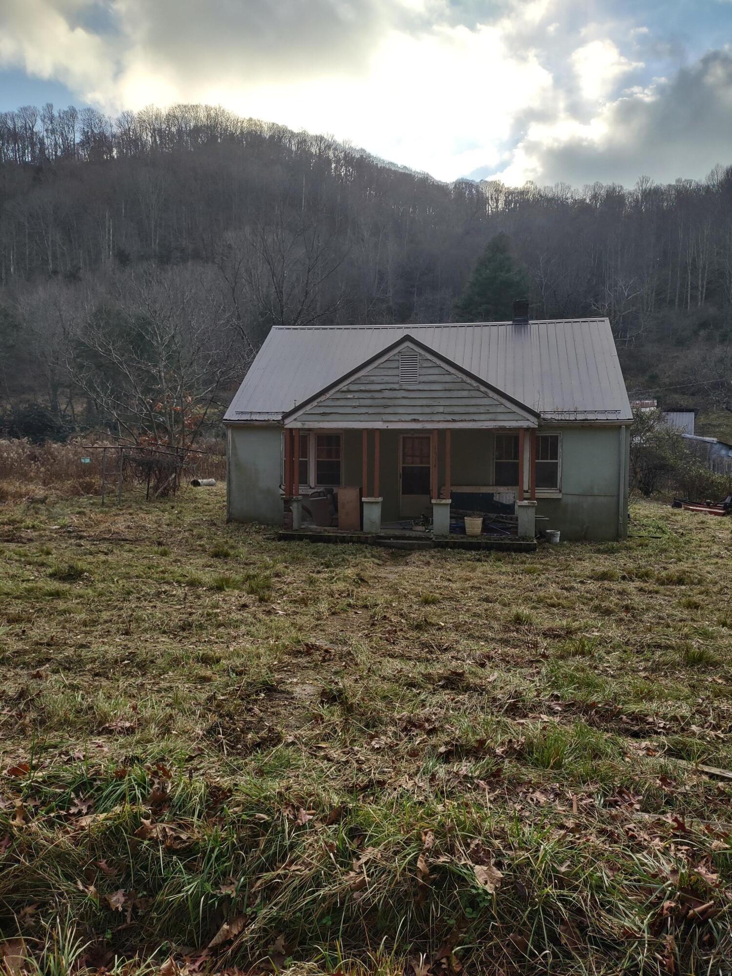 1914 South Fork Road Property Photo