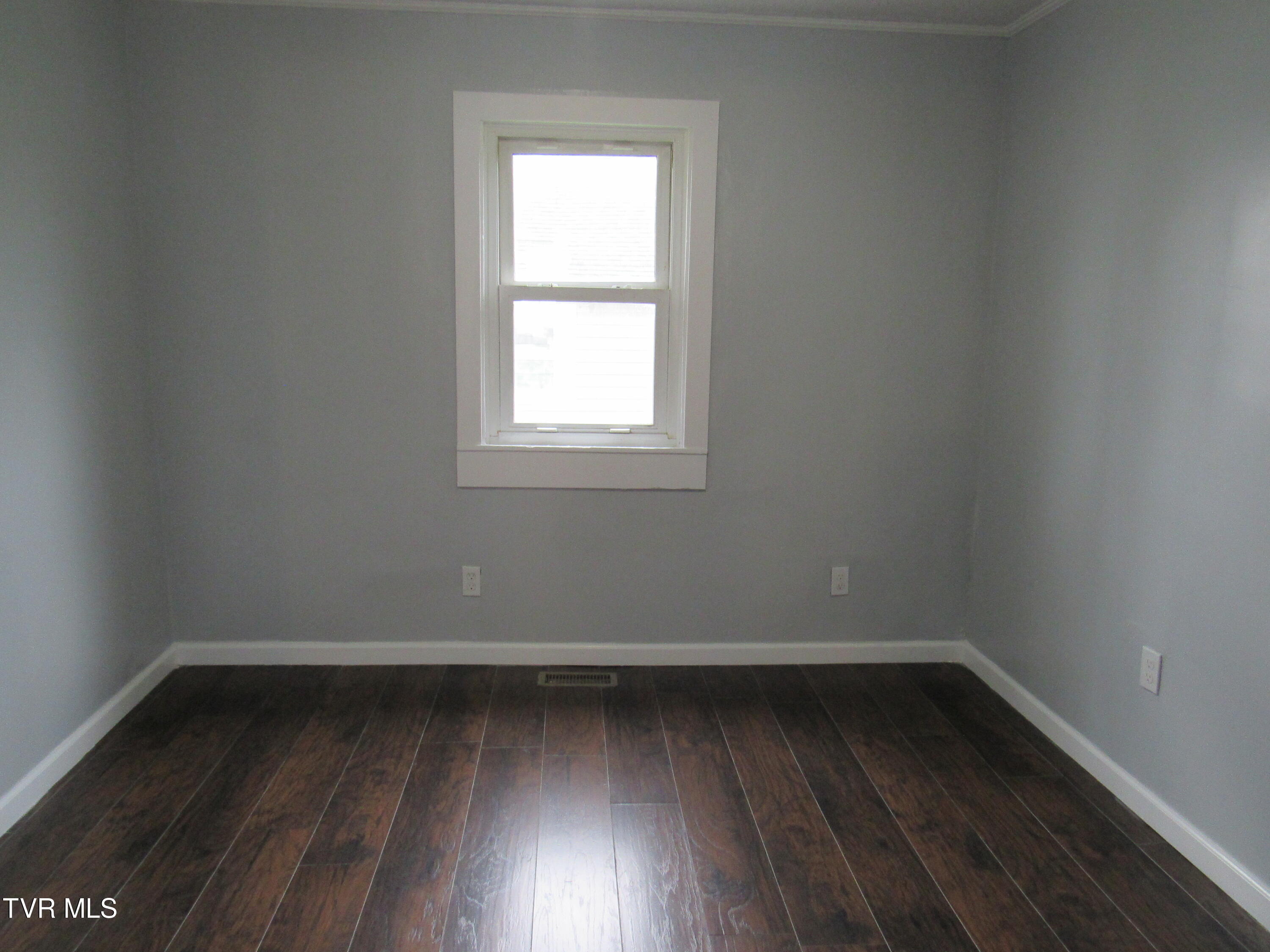 1208 Riverside Avenue Property Photo 14