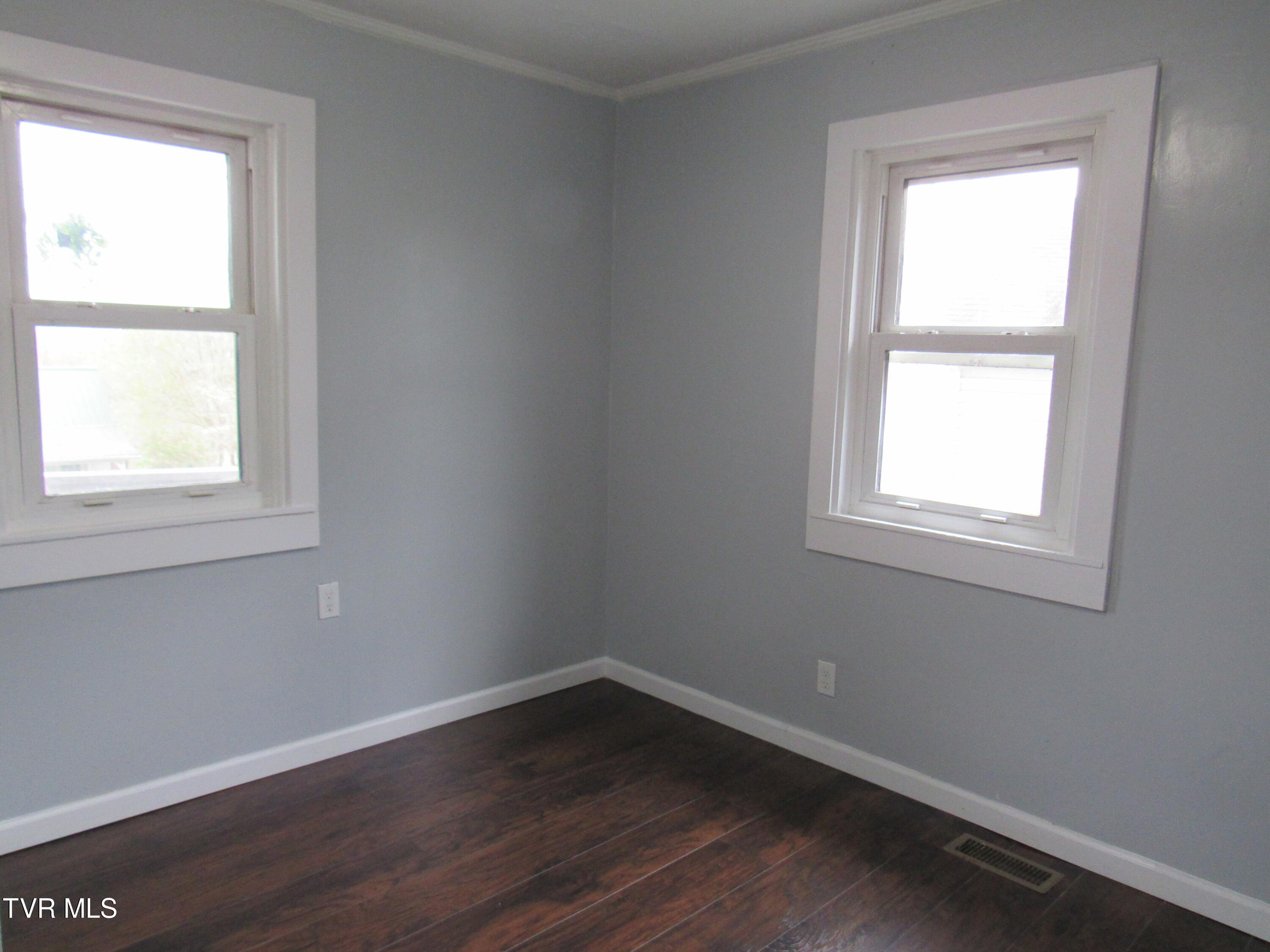 1208 Riverside Avenue Property Photo 19