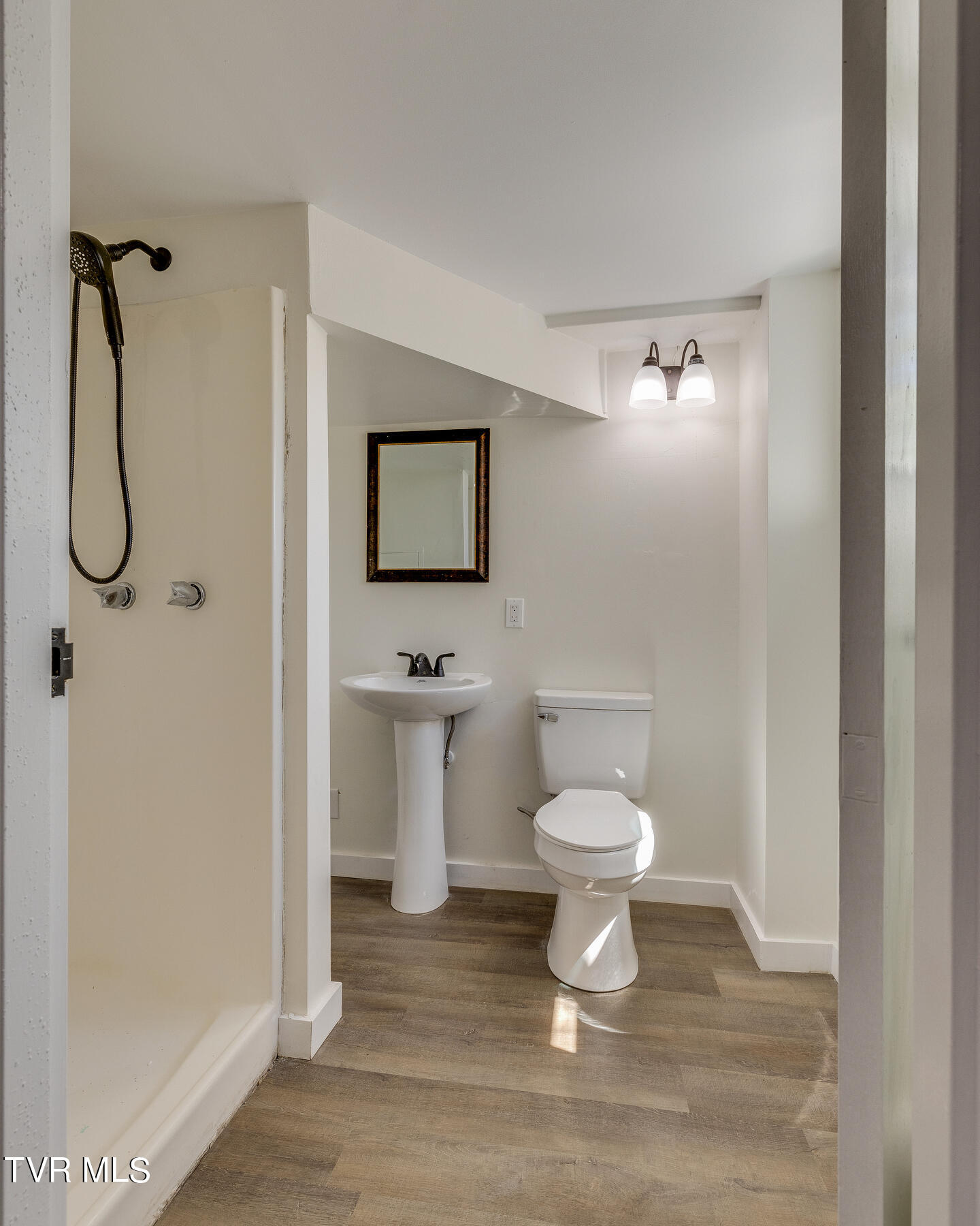 116 West Crown Property Photo 19