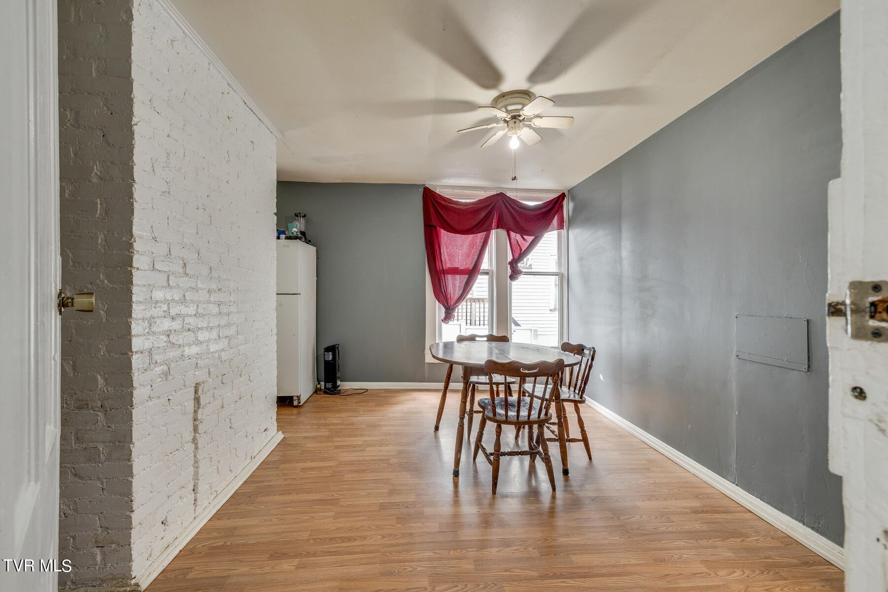 948 Anderson Street Property Photo 17