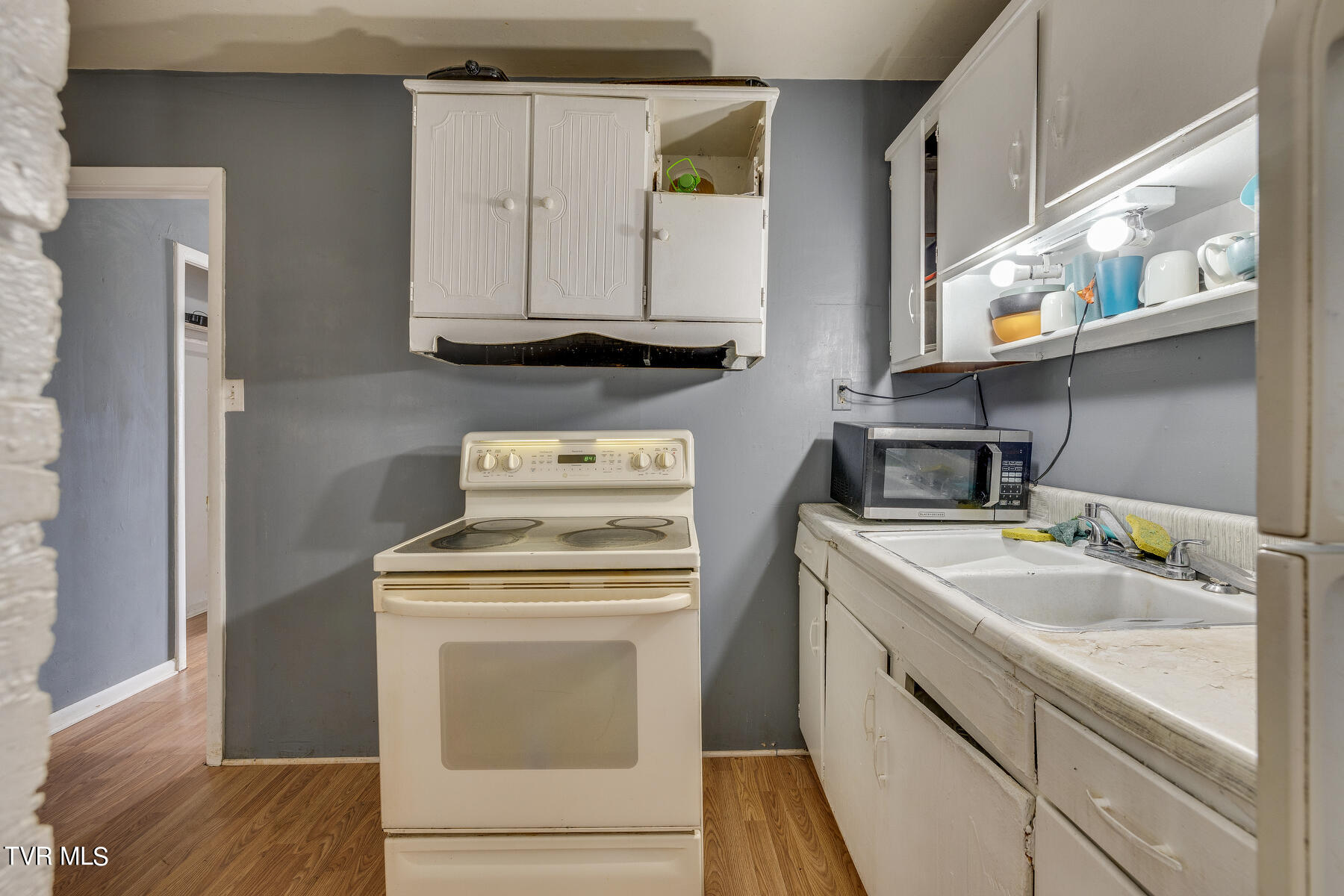 948 Anderson Street Property Photo 20