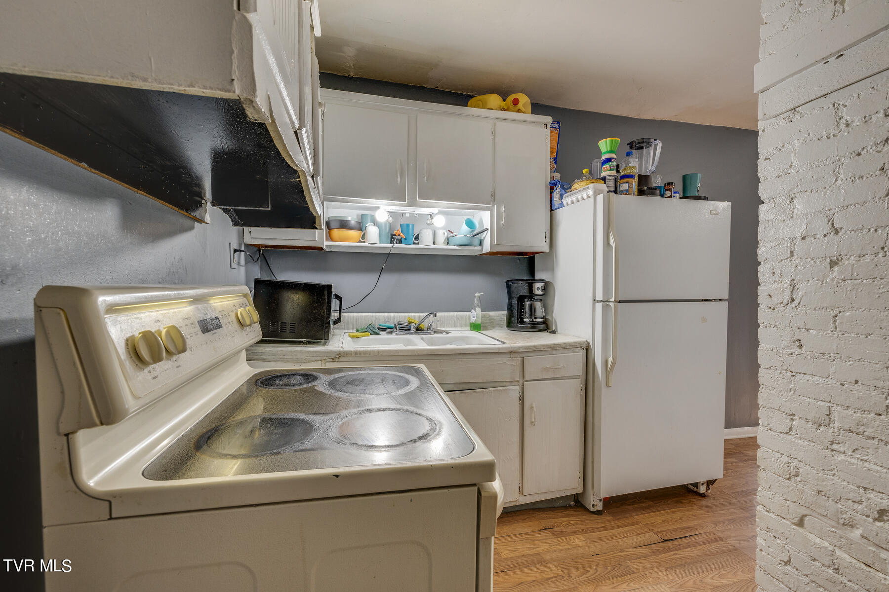 948 Anderson Street Property Photo 21