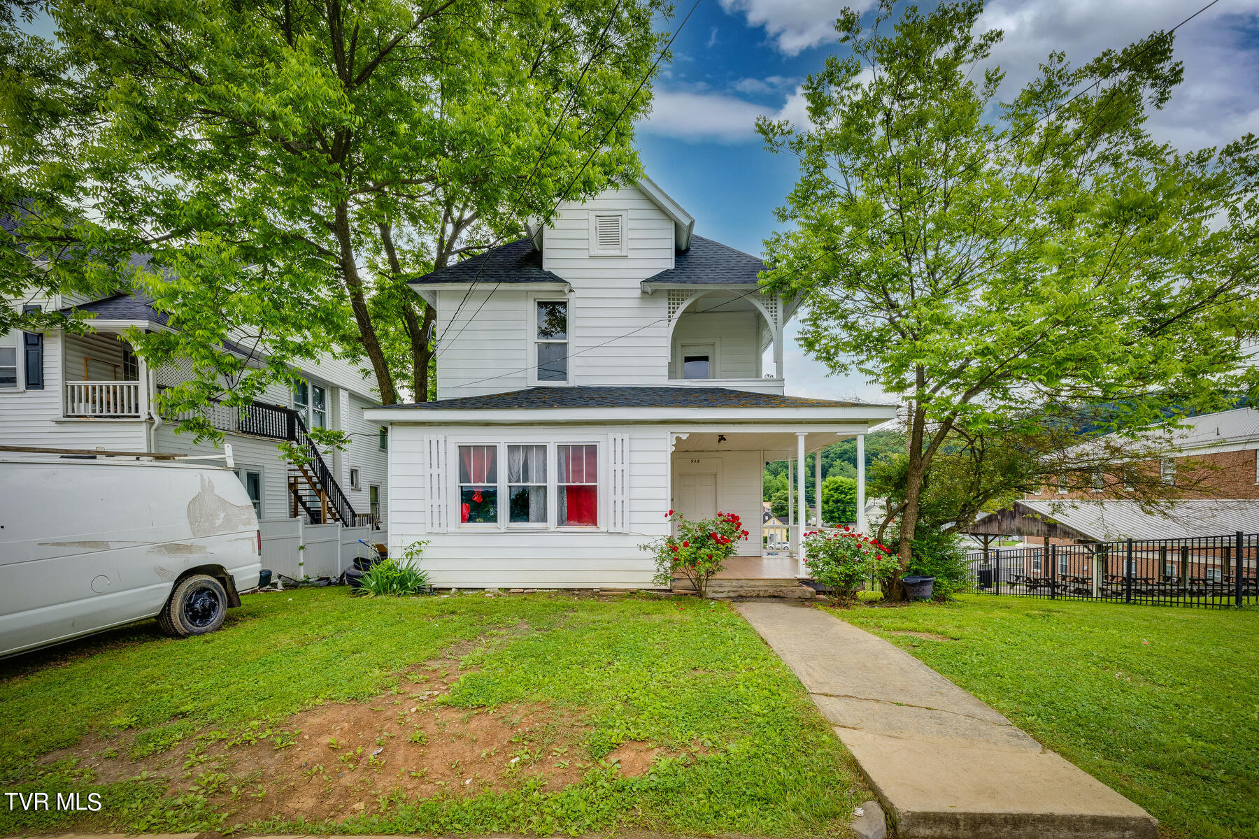948 Anderson Street Property Photo 1