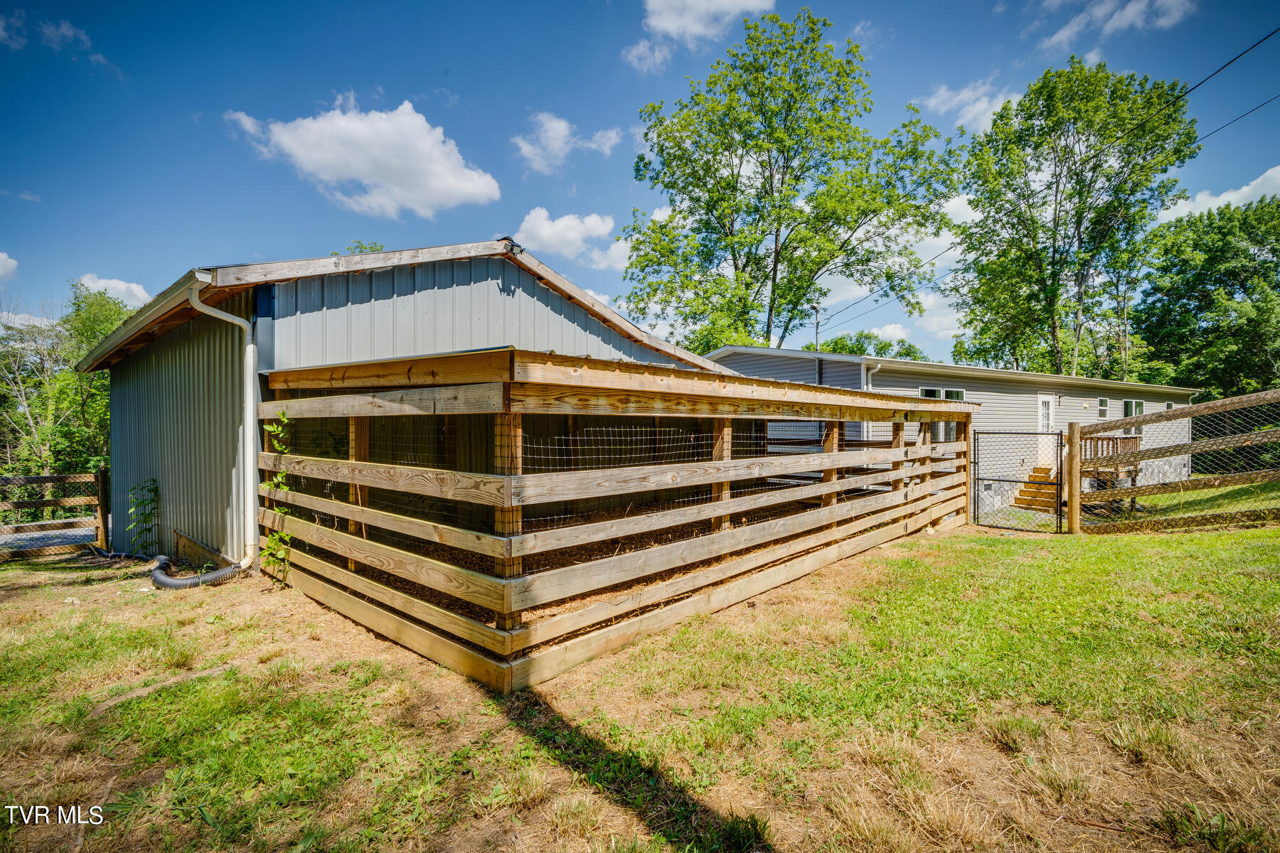 341 East Haw Ridge Road Property Photo 15
