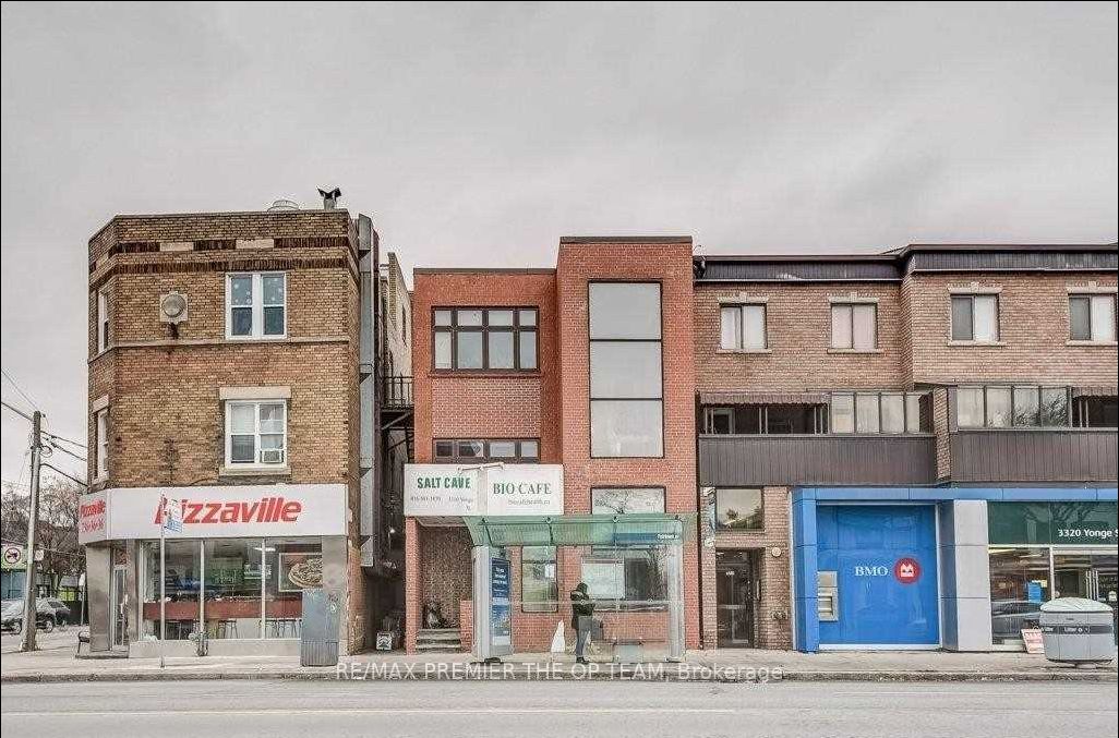 3310 Yonge St Property Photo